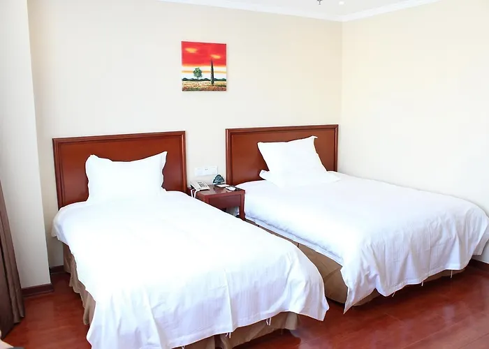 Greentree Inn Shanghai Songjiang Dongjing Tongle Road Happy Valley